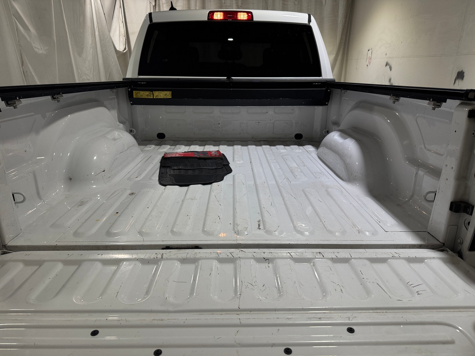 Thumbnail: 2021 RAM 1500 Classic - 7