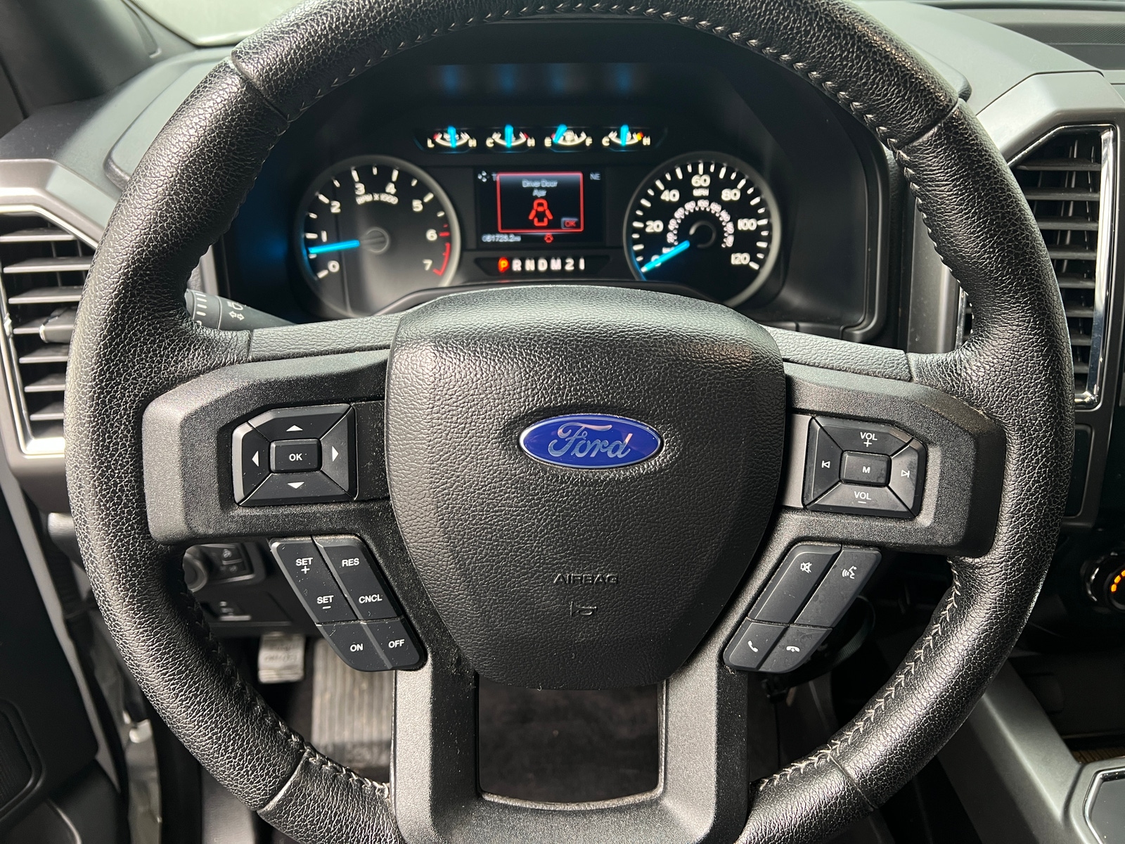 Thumbnail: 2016 Ford Econoline - 5