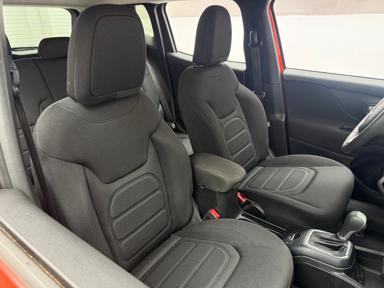 Thumbnail: 2018 Jeep Renegade - 2