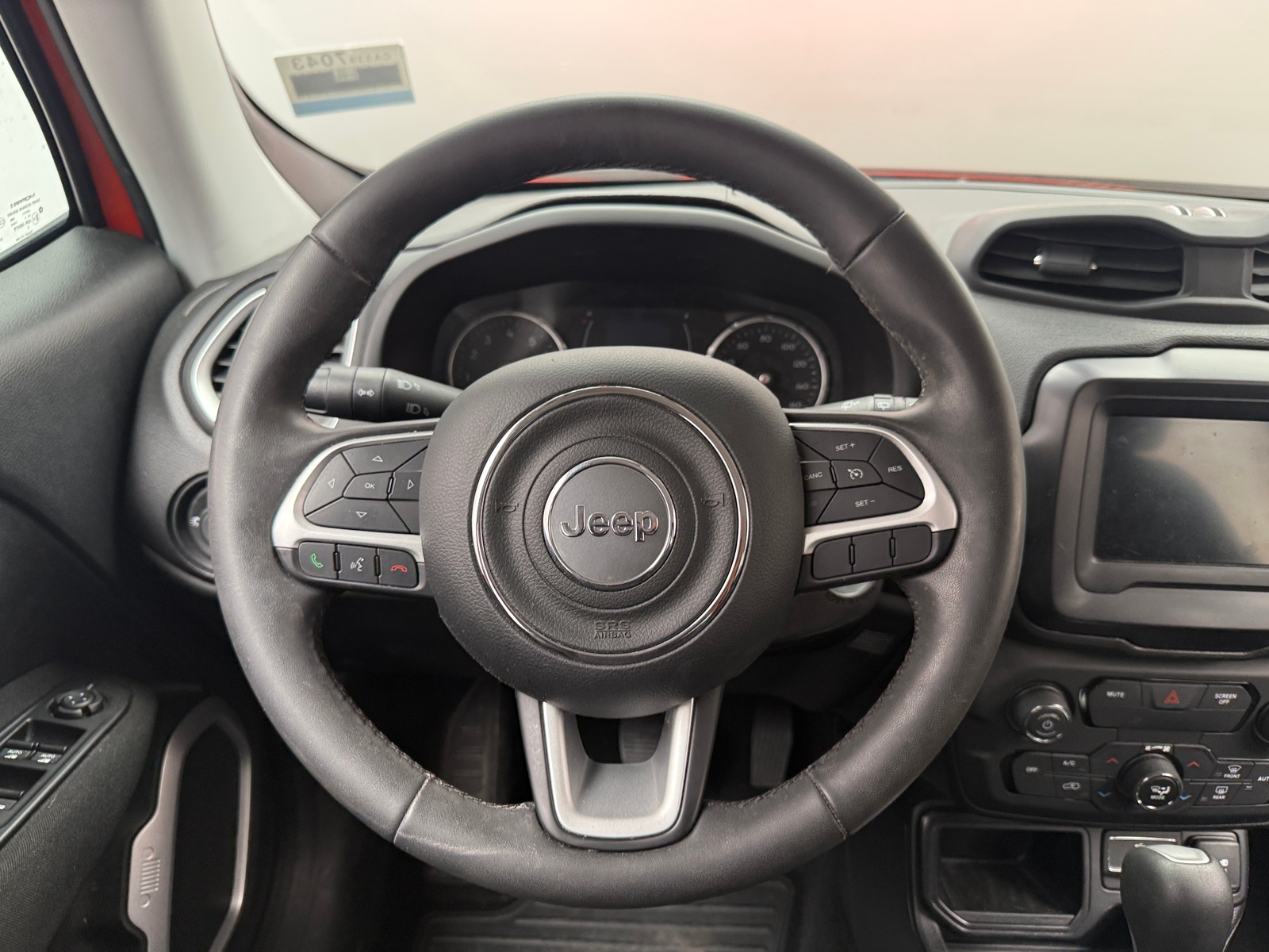 Thumbnail: 2018 Jeep Renegade - 5