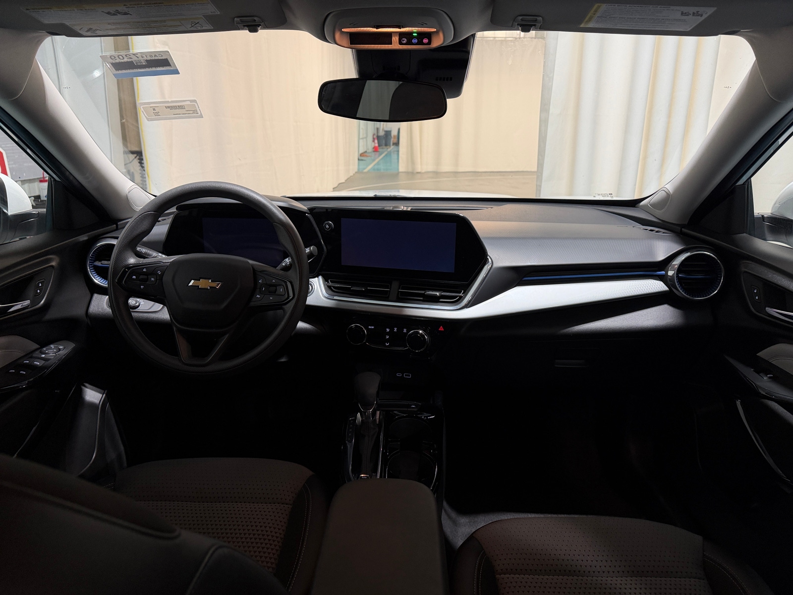 Thumbnail: 2025 Chevrolet Trax - 2
