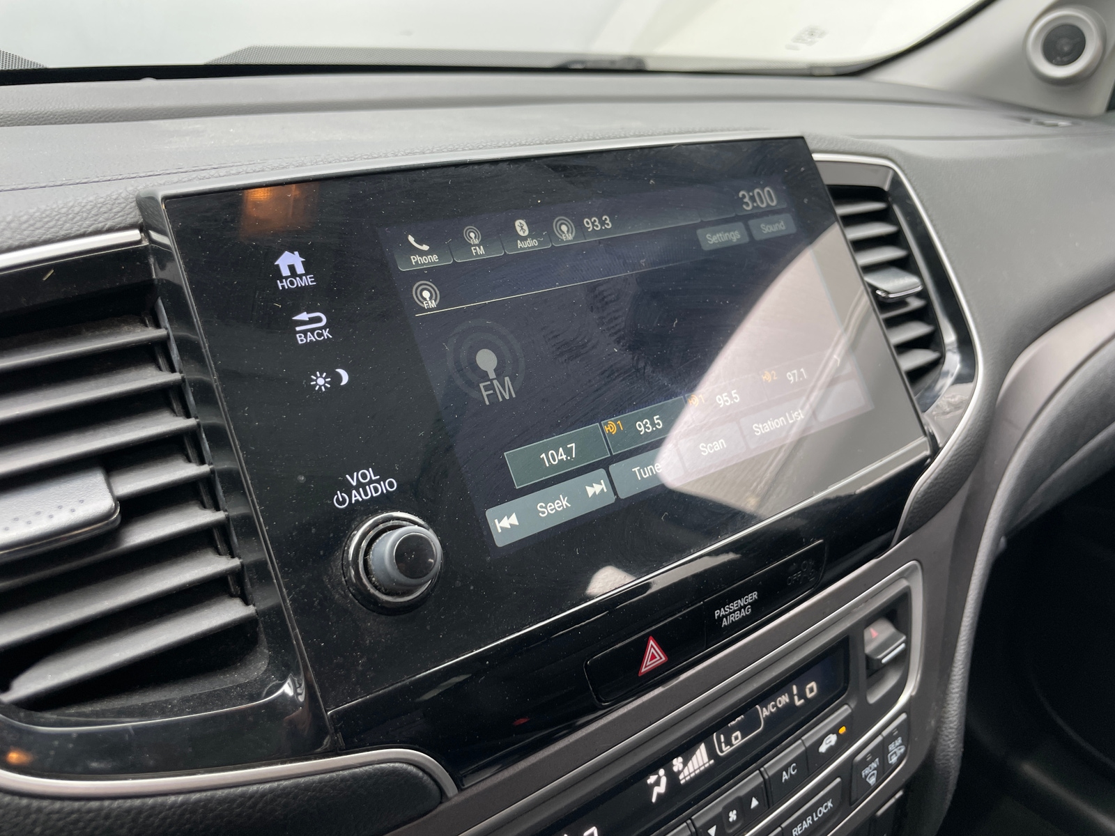 Thumbnail: 2019 Honda Pilot - 3