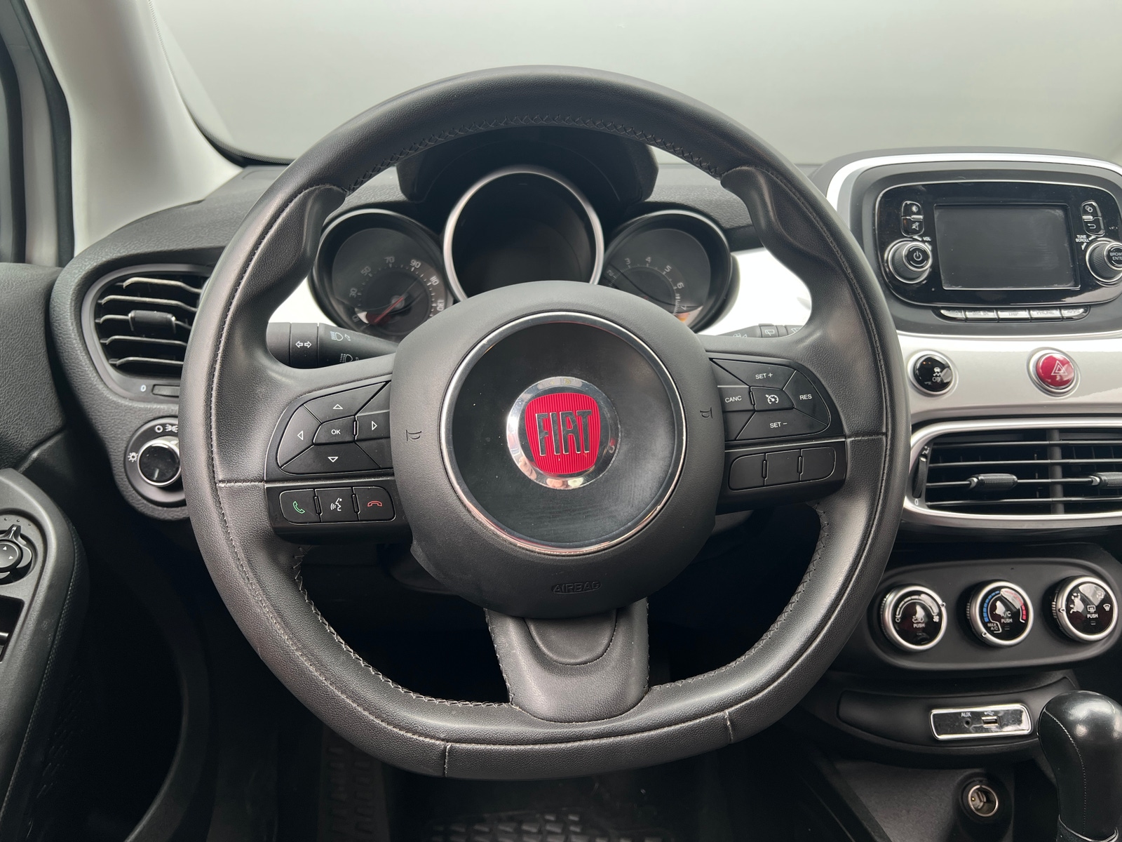Thumbnail: 2016 Fiat 500X - 5