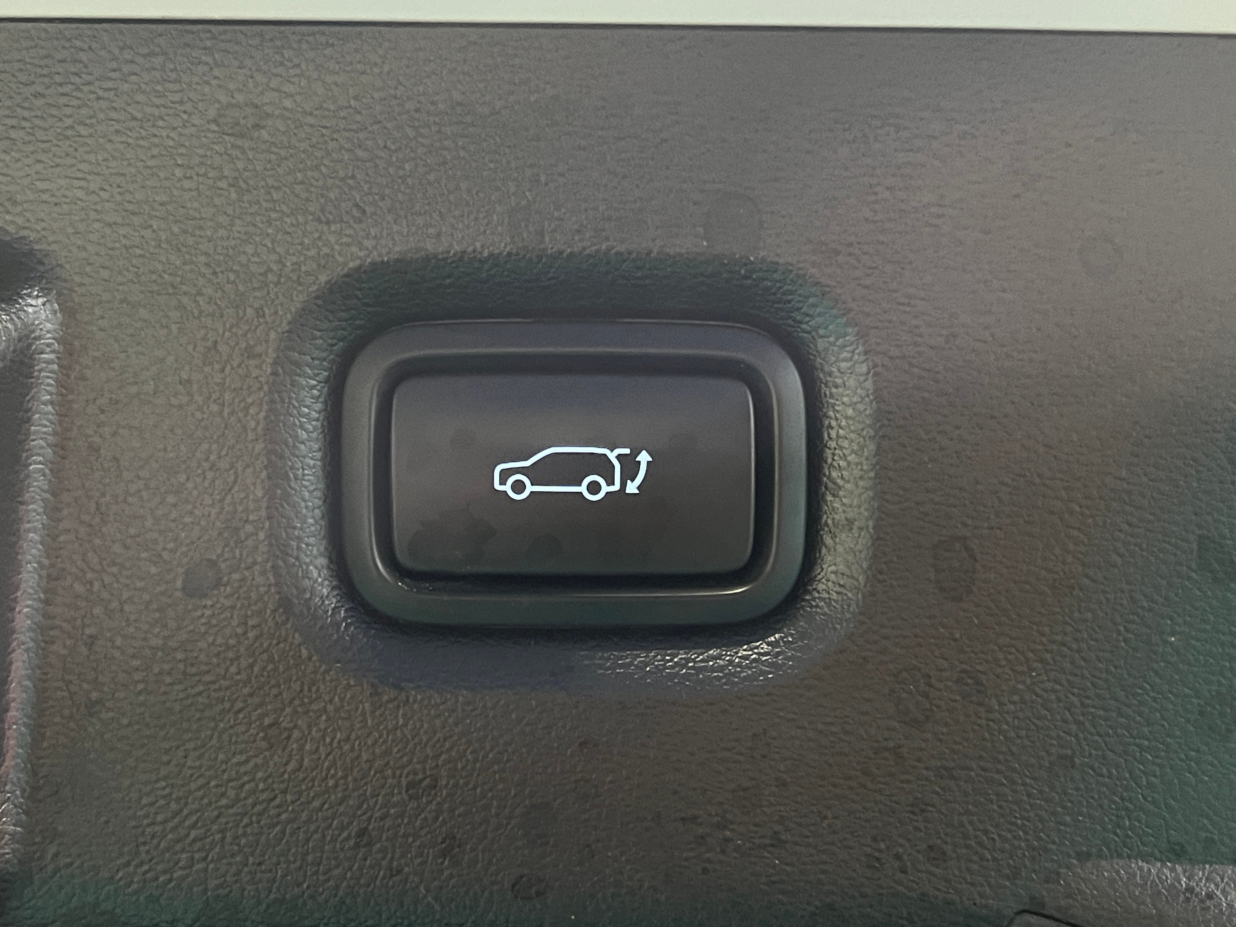 Used 2022 Hyundai IONIQ 5 Limited with VIN KM8KRDAF1NU089808 for sale in Auburn, WA