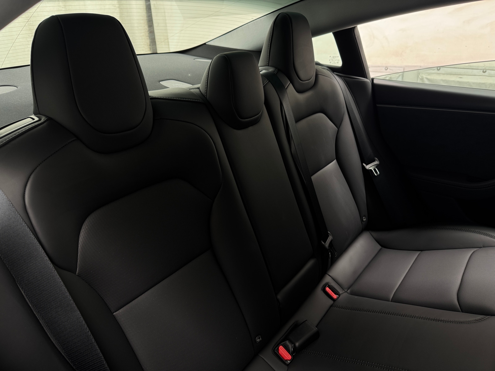 Thumbnail: 2026 Tesla Model 3 - 6