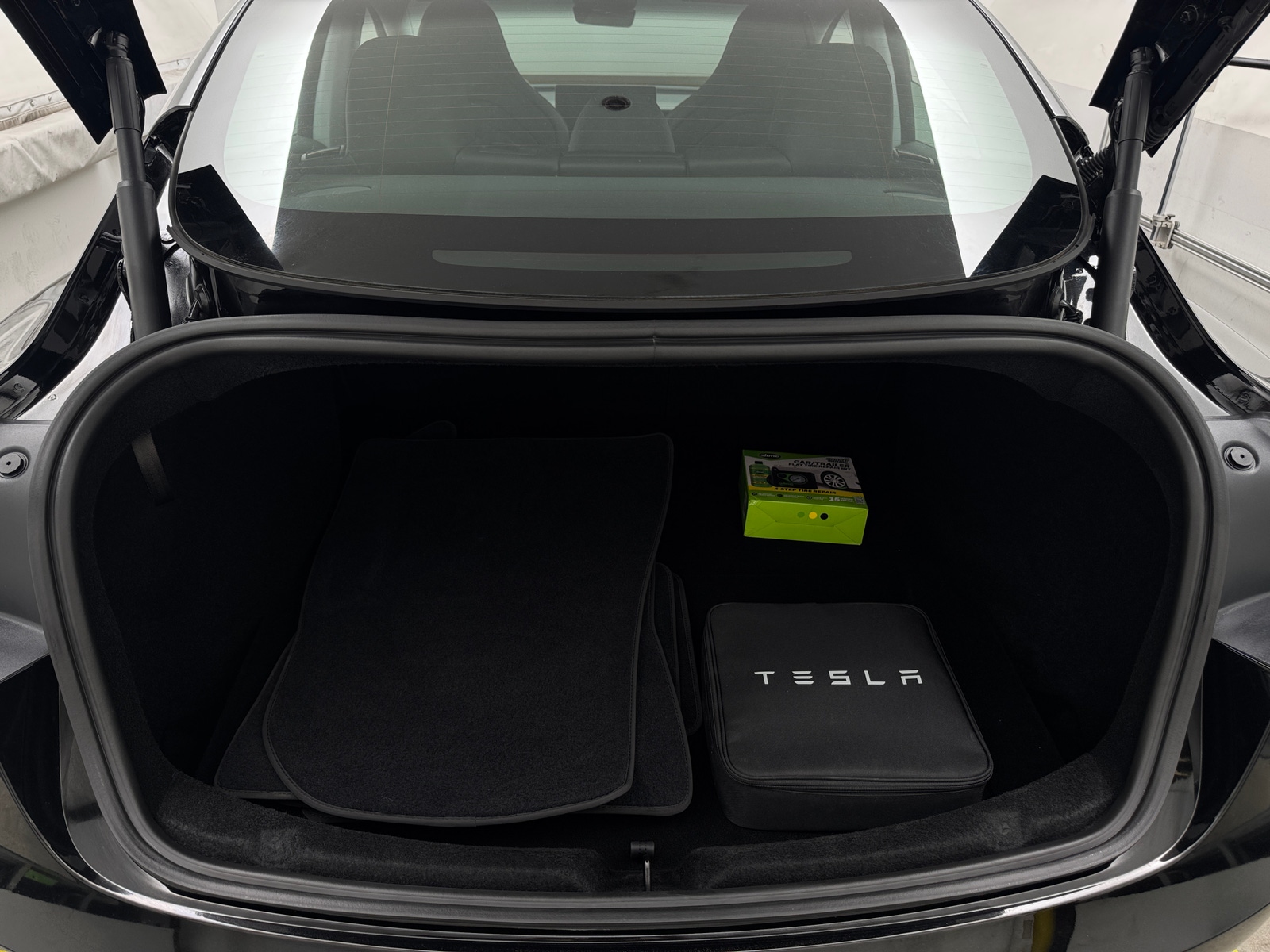 Thumbnail: 2026 Tesla Model 3 - 7