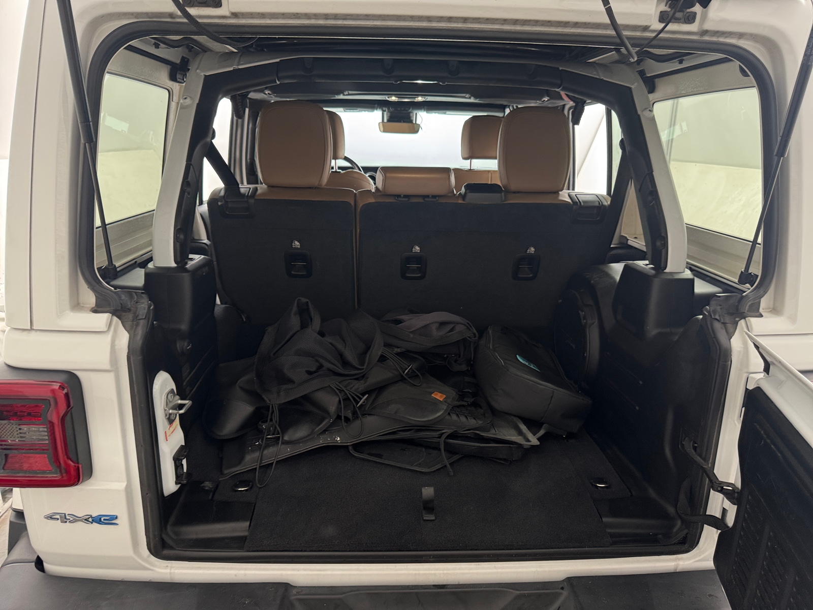 Thumbnail: 2021 Jeep Wrangler - 6