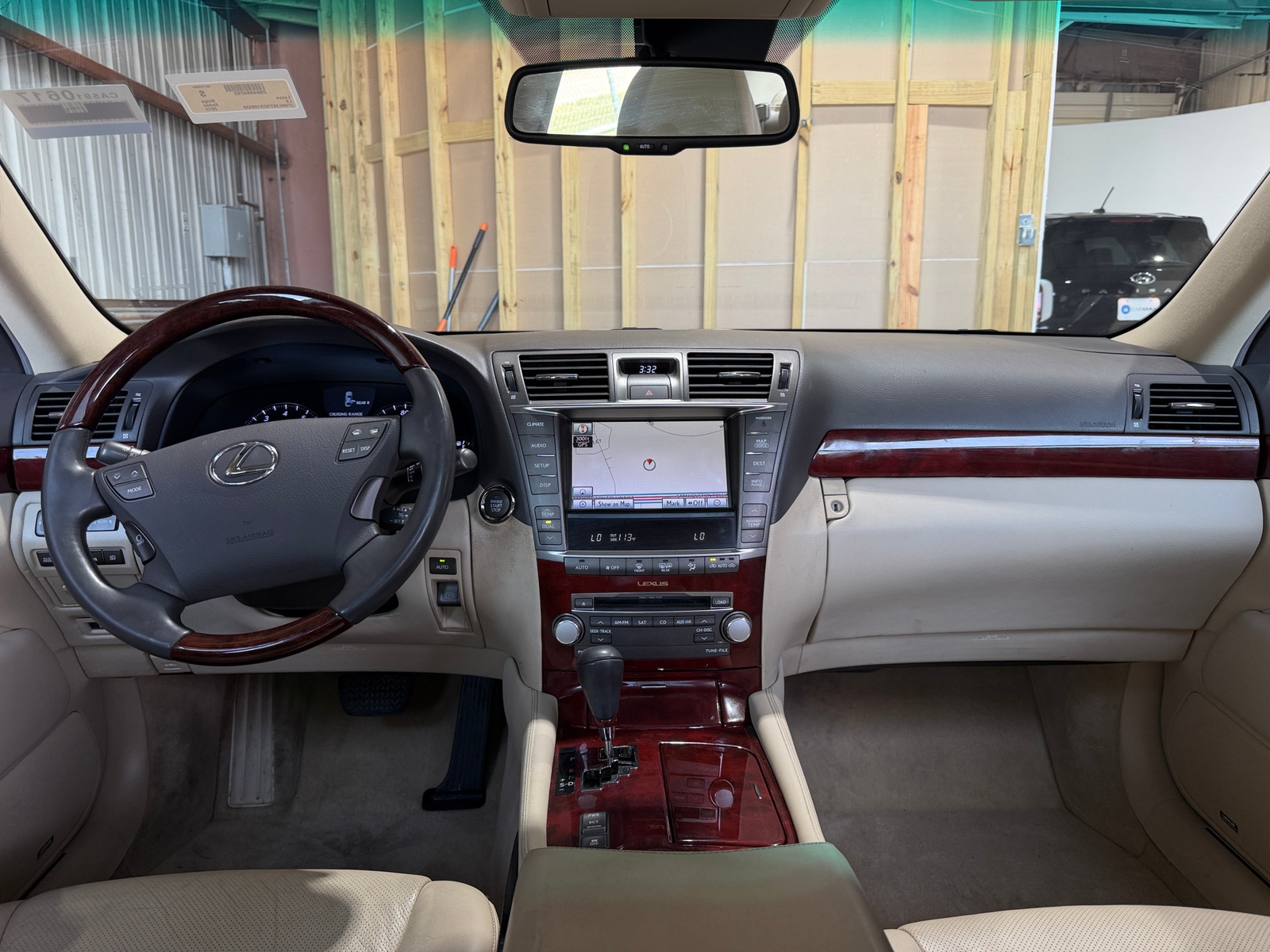 Thumbnail: 2012 Lexus LS - 2