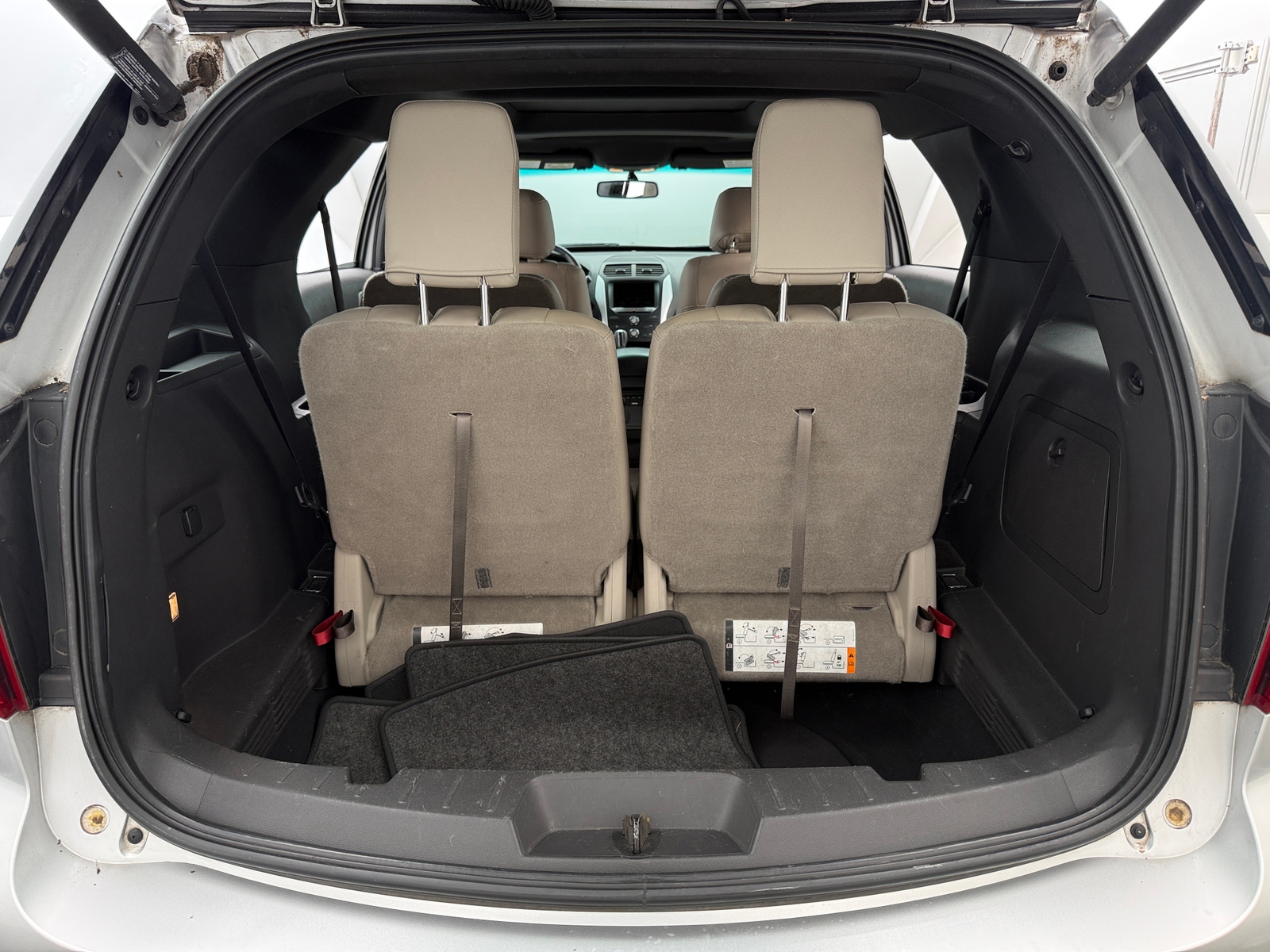Thumbnail: 2015 Ford Explorer - 6