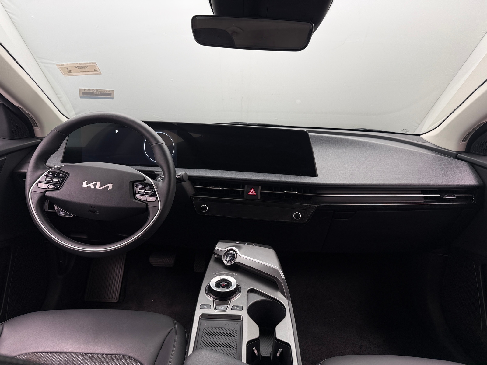 Thumbnail: 2024 Kia EV6 - 2