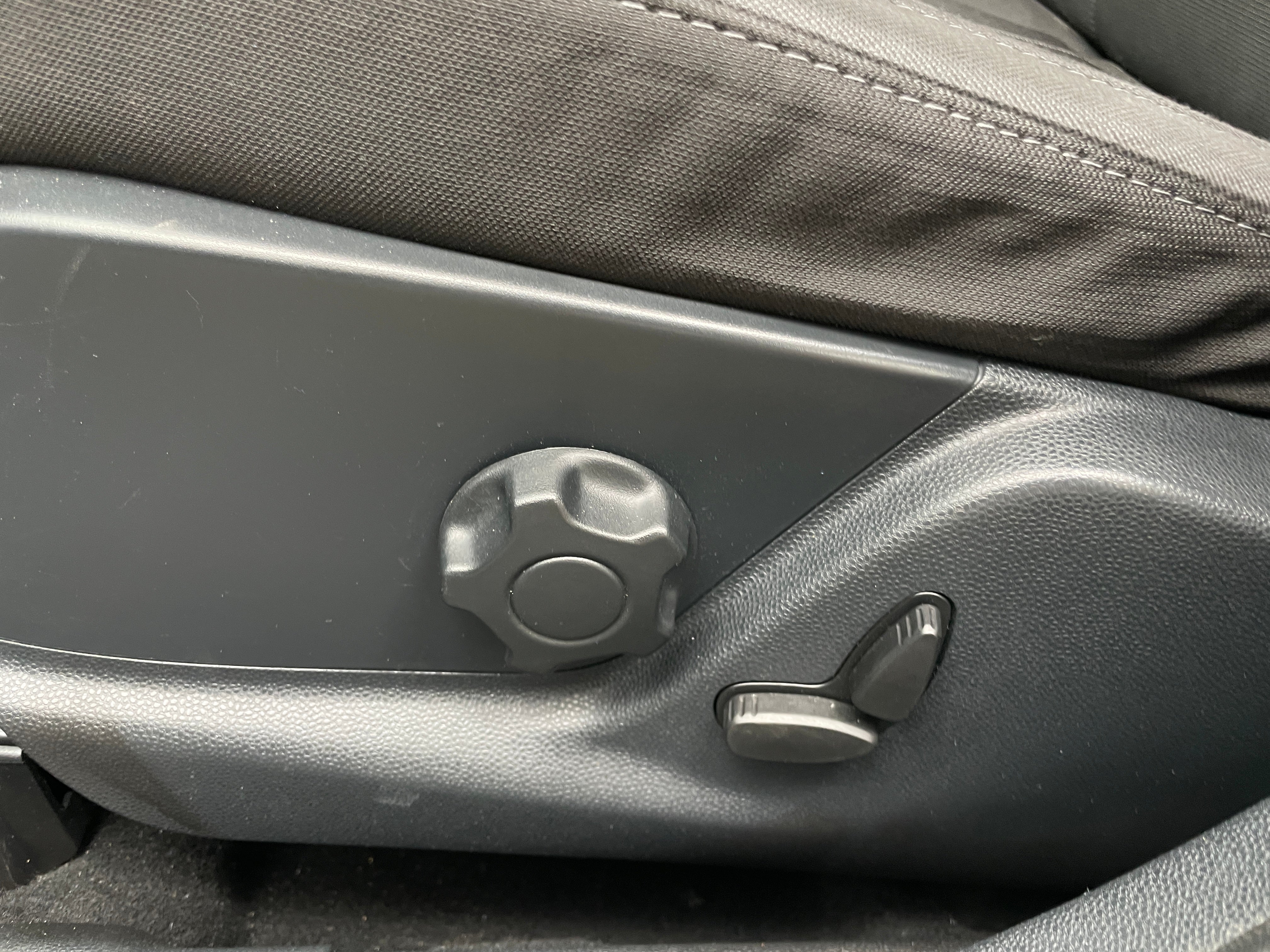 Used 2019 Ford Ecosport SE with VIN MAJ3S2GE7KC286666 for sale in South Chesterfield, VA