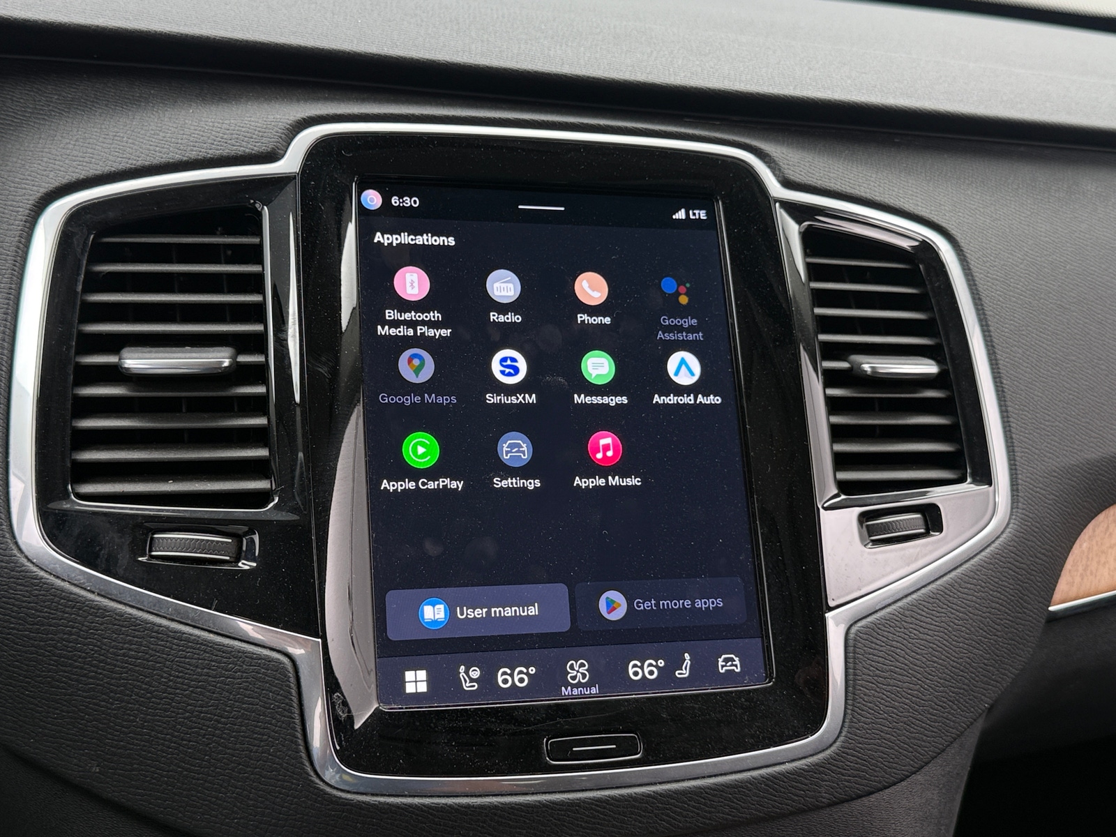 Thumbnail: 2023 Volvo XC90 - 3