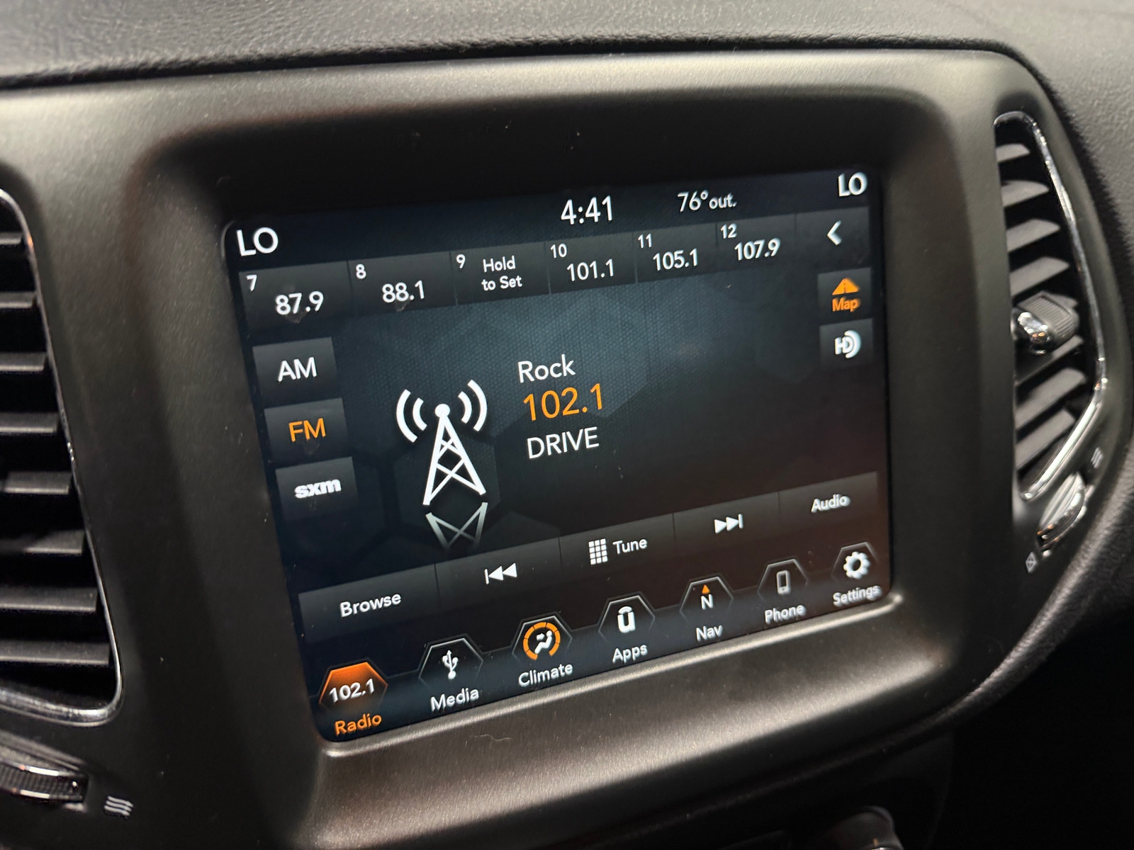 Thumbnail: 2018 Jeep Compass - 4