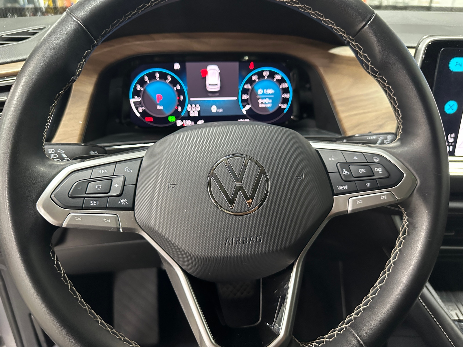Thumbnail: 2025 Volkswagen Atlas - 4
