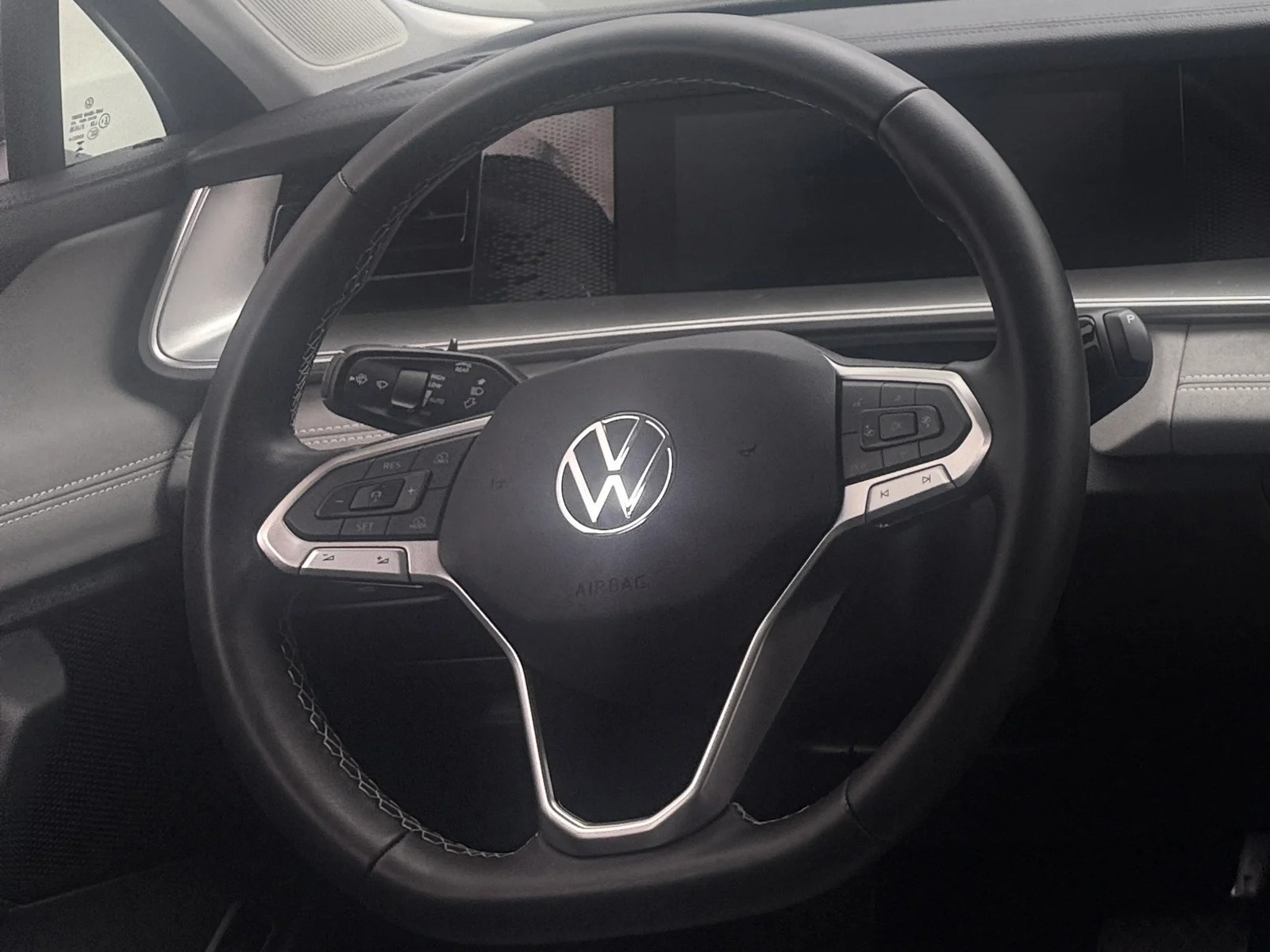 Thumbnail: 2025 Volkswagen Tiguan - 4