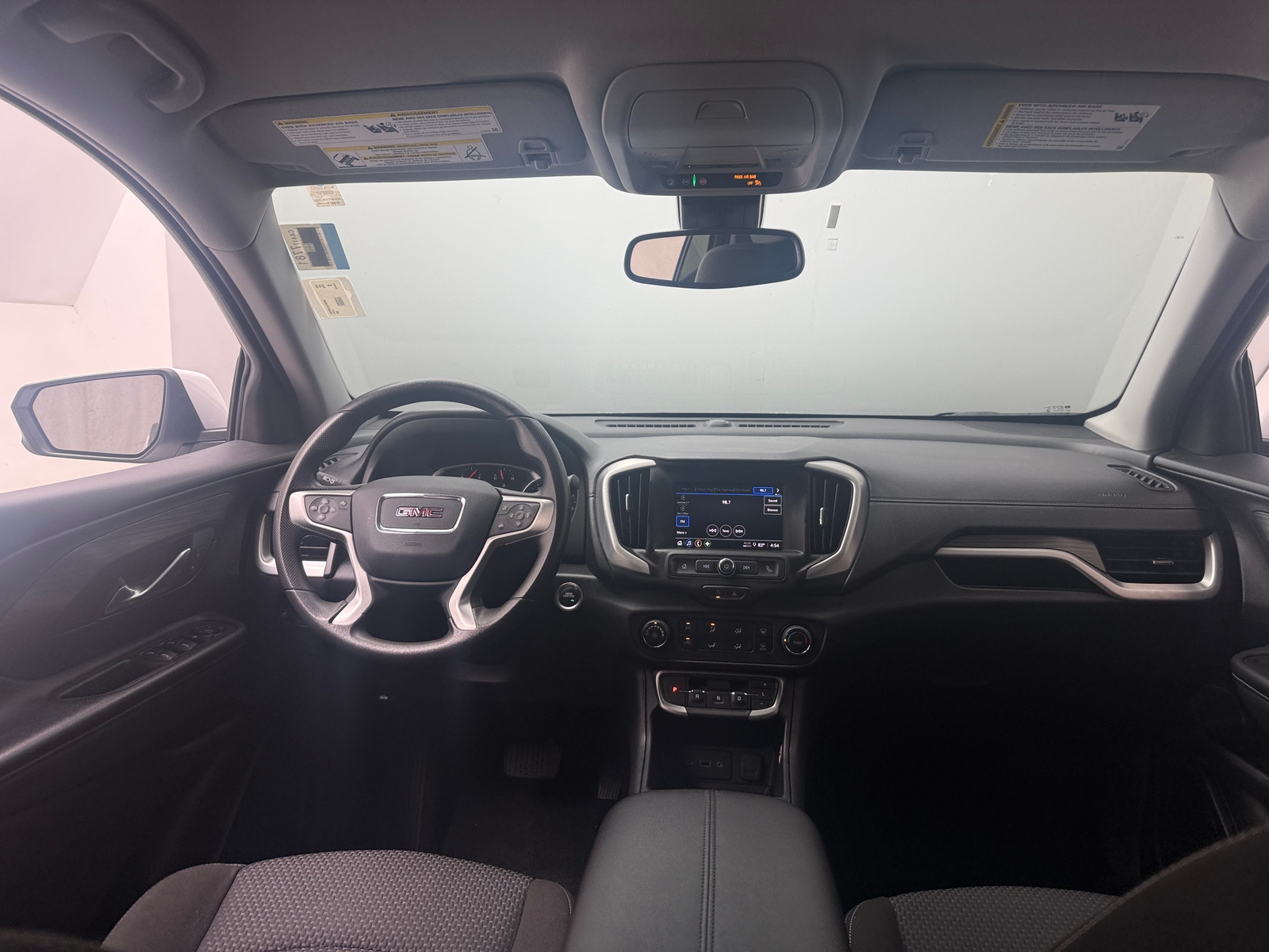 Thumbnail: 2024 GMC Terrain - 3