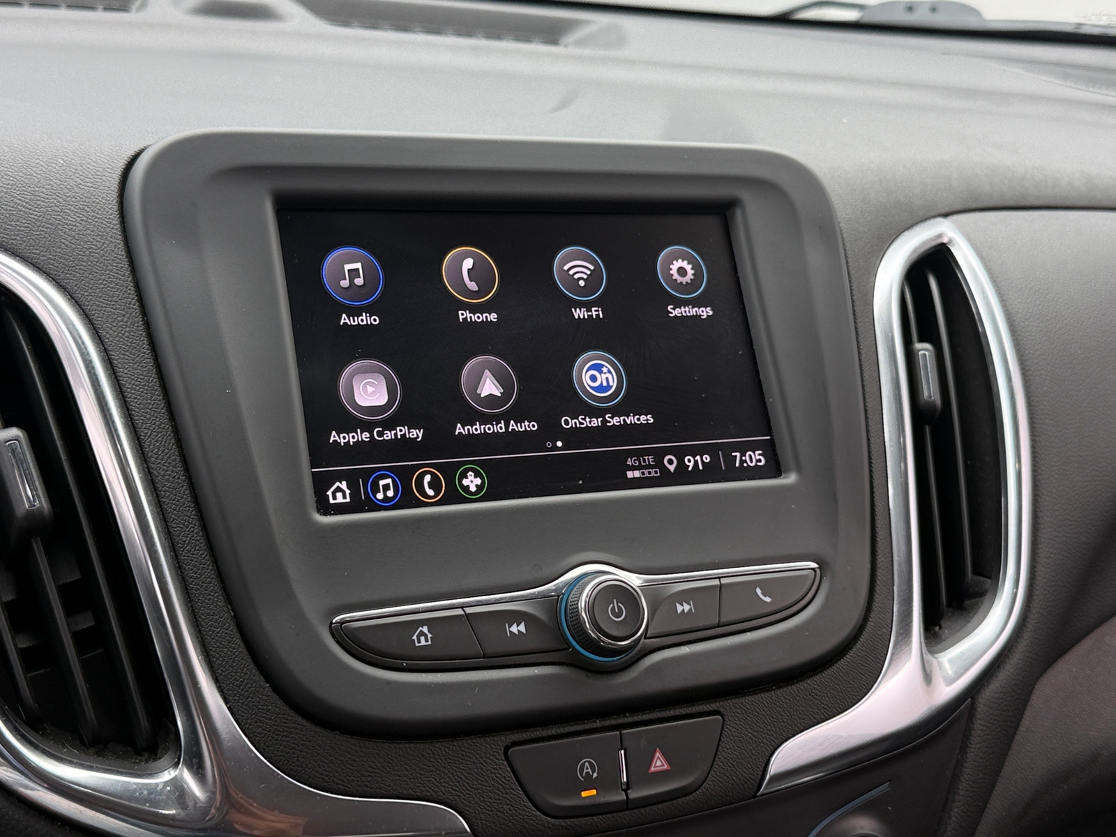 Thumbnail: 2023 Chevrolet Equinox - 4