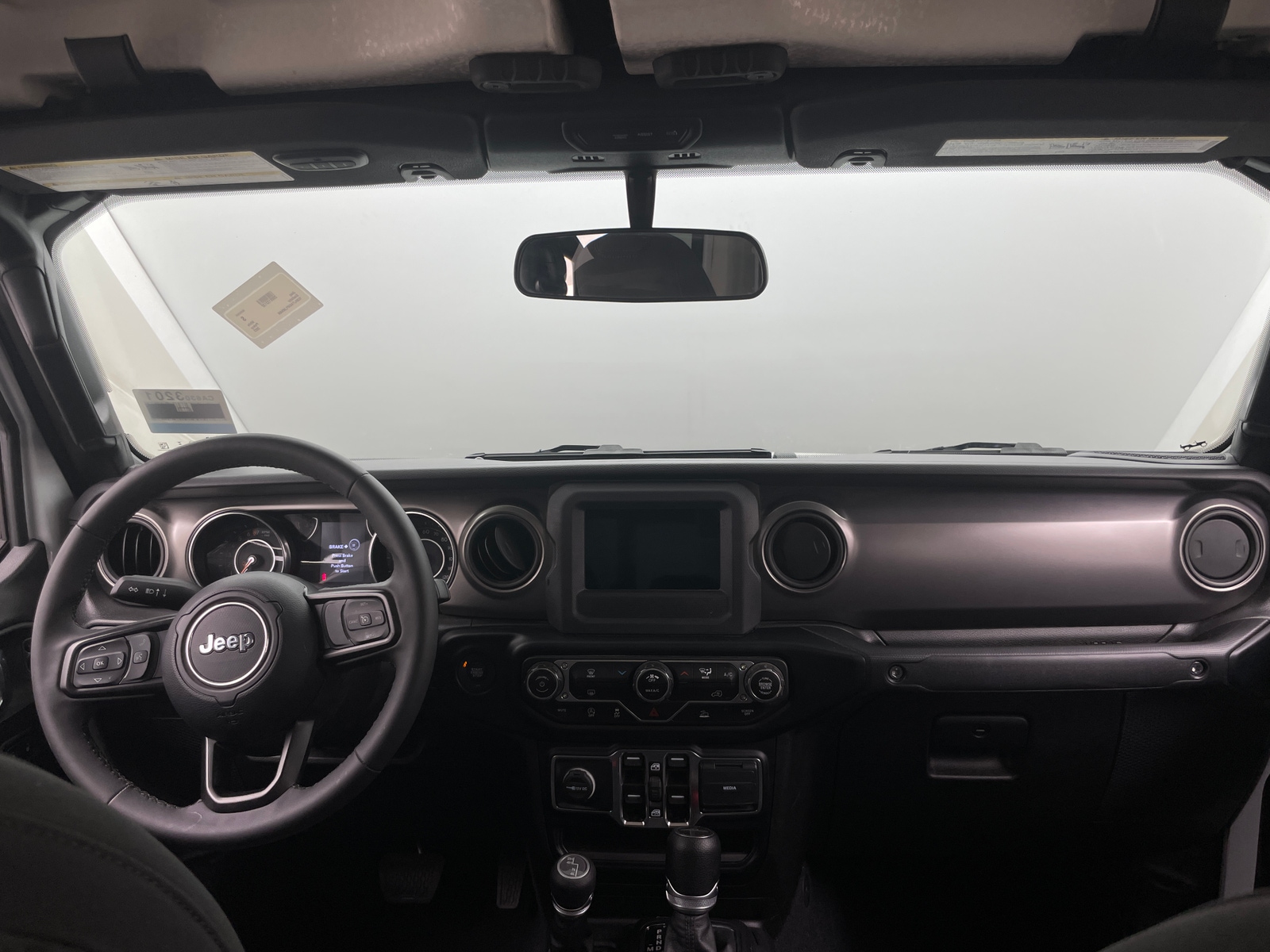 Thumbnail: 2023 Jeep Gladiator - 3