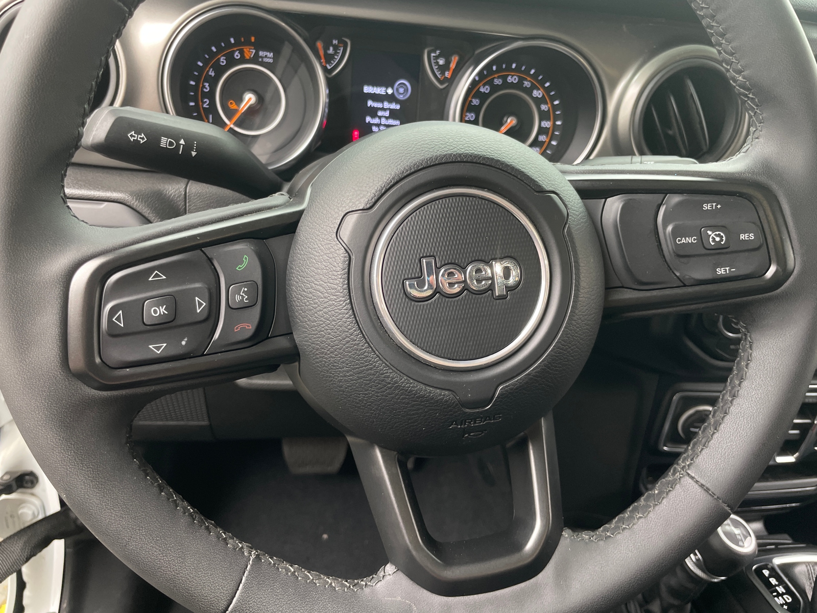 Thumbnail: 2023 Jeep Gladiator - 5