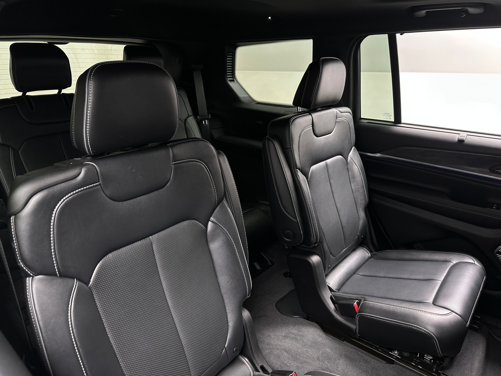 Thumbnail: 2021 Jeep Grand Cherokee L - 5