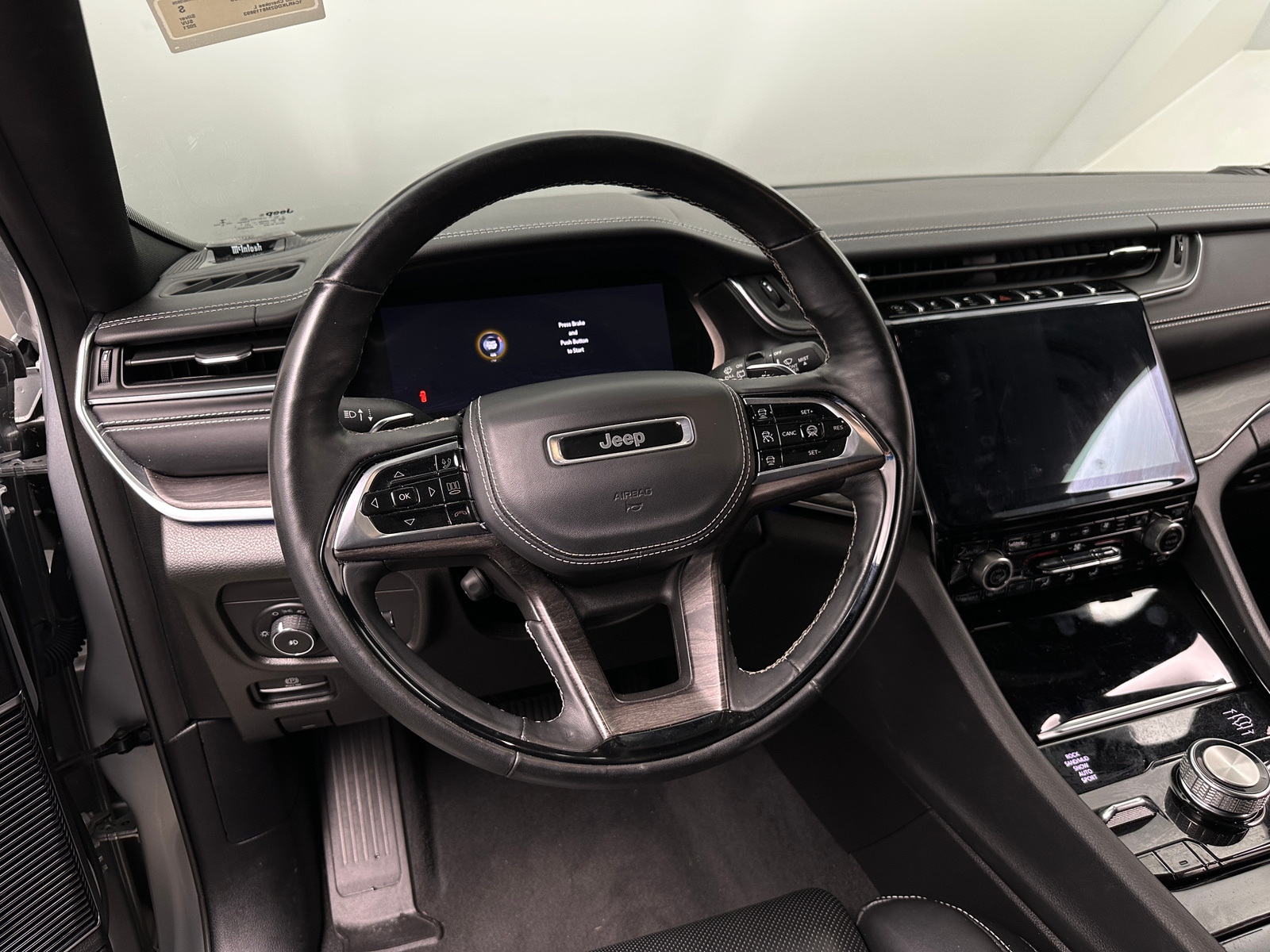 Thumbnail: 2021 Jeep Grand Cherokee L - 4