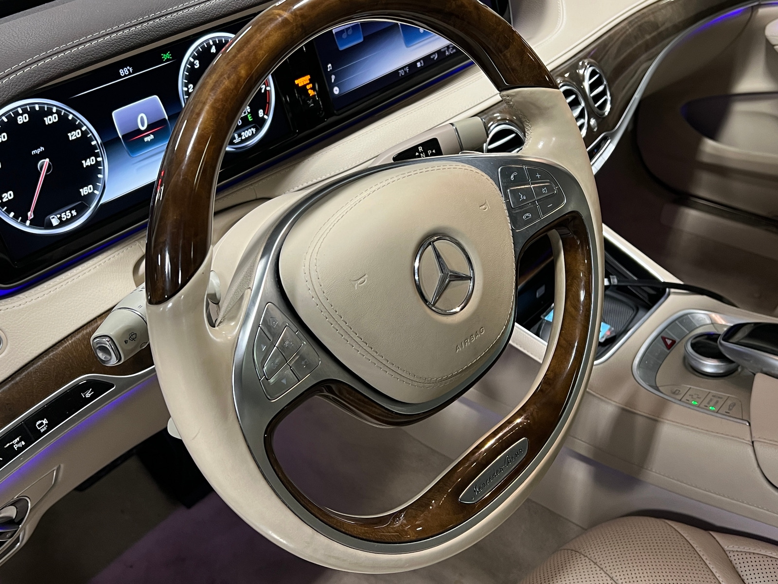 Thumbnail: 2015 Mercedes-Benz S-Class - 4