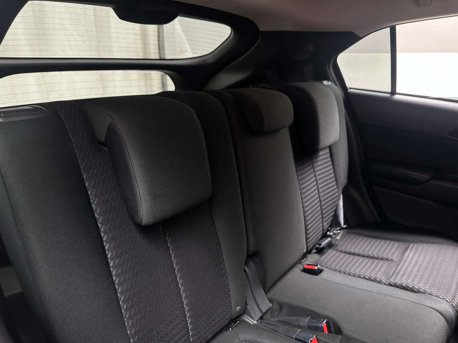 Thumbnail: 2018 Mitsubishi Eclipse Cross - 6