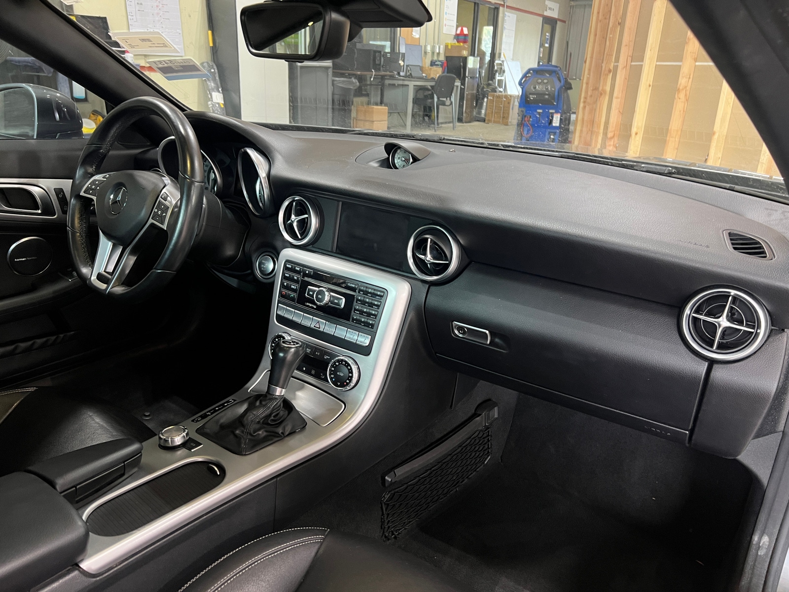 Thumbnail: 2016 Mercedes-Benz SLK - 2