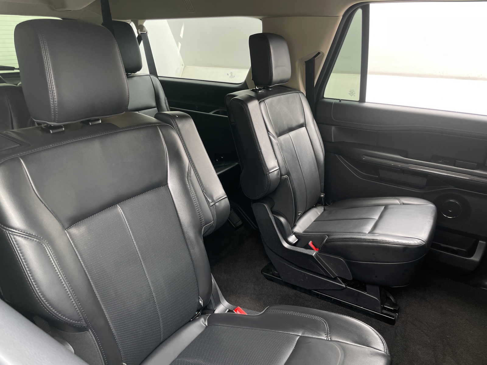 Thumbnail: 2022 Ford Expedition MAX - 5