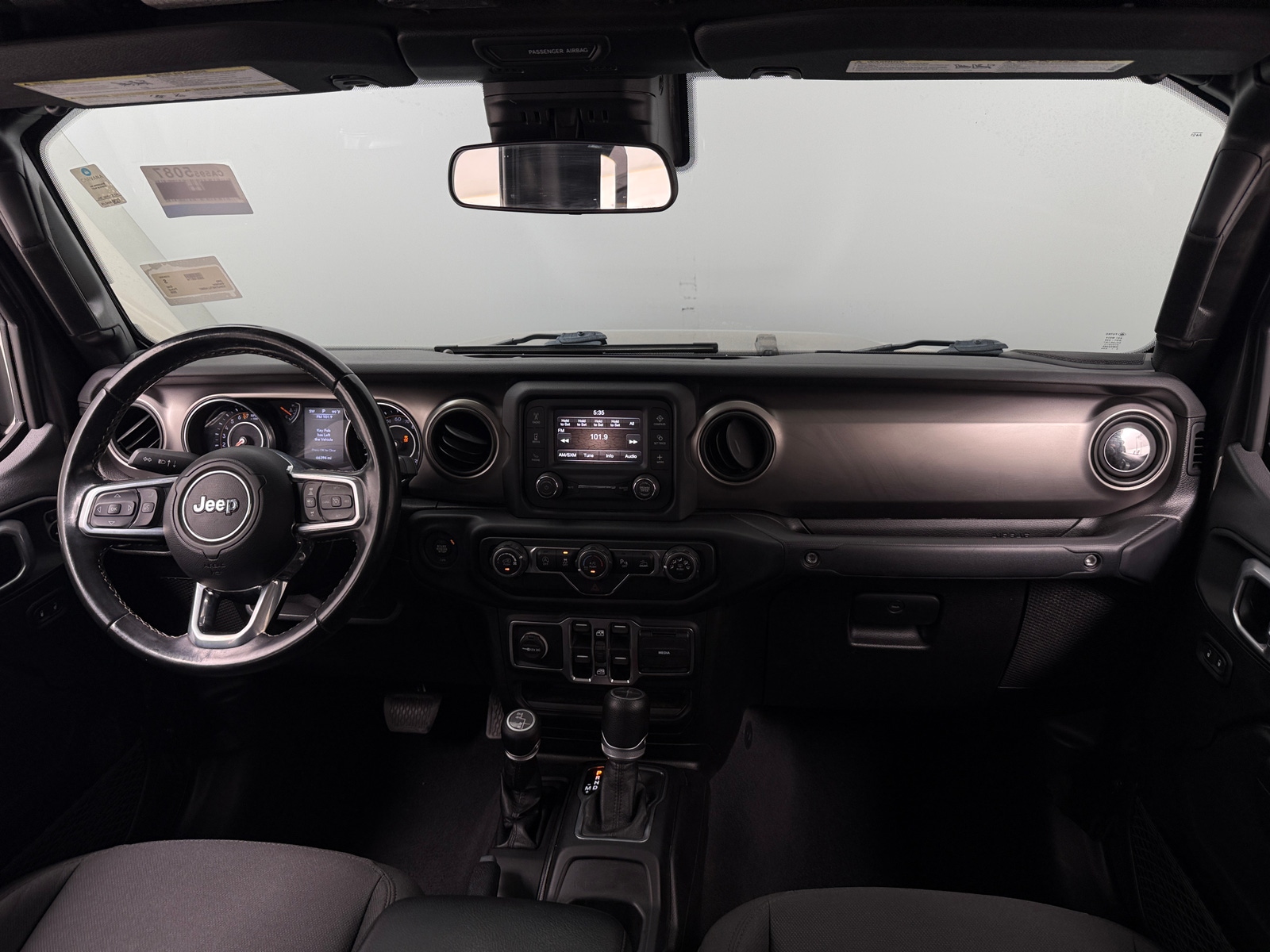 Thumbnail: 2020 Jeep Gladiator - 3