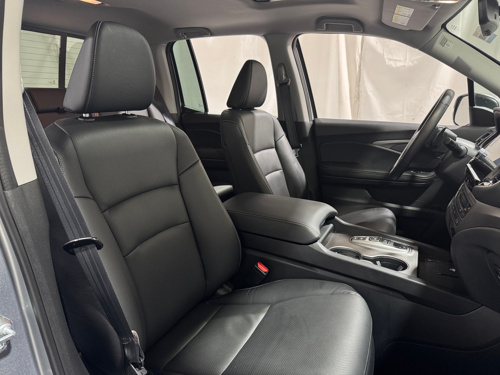 Thumbnail: 2025 Honda Ridgeline - 2