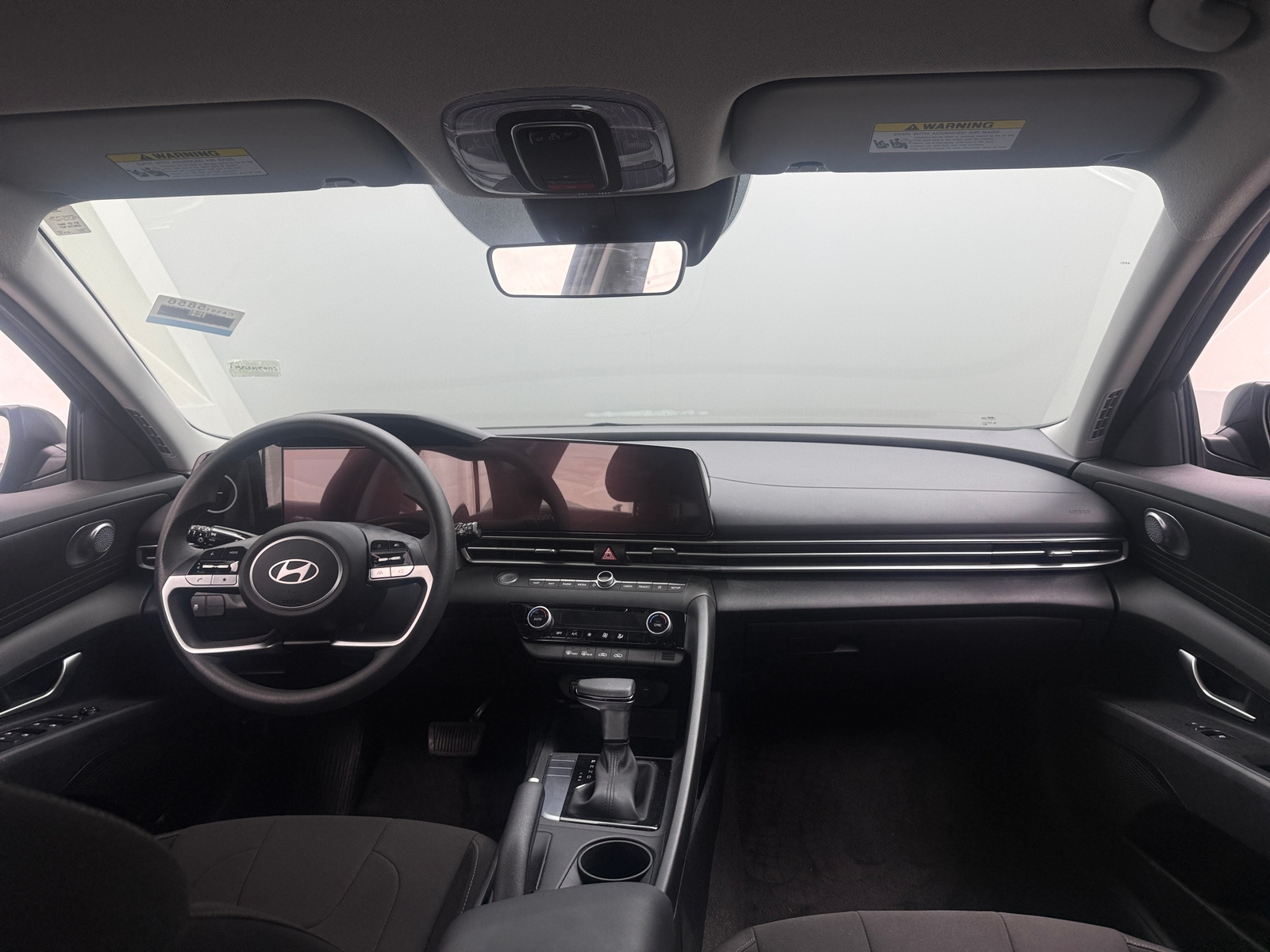 Thumbnail: 2024 Hyundai Elantra - 3