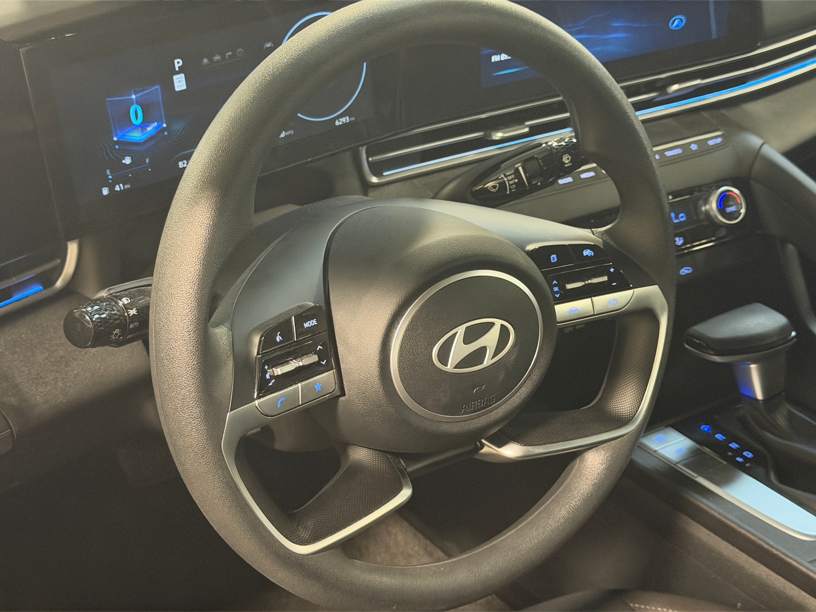 Thumbnail: 2024 Hyundai Elantra - 5