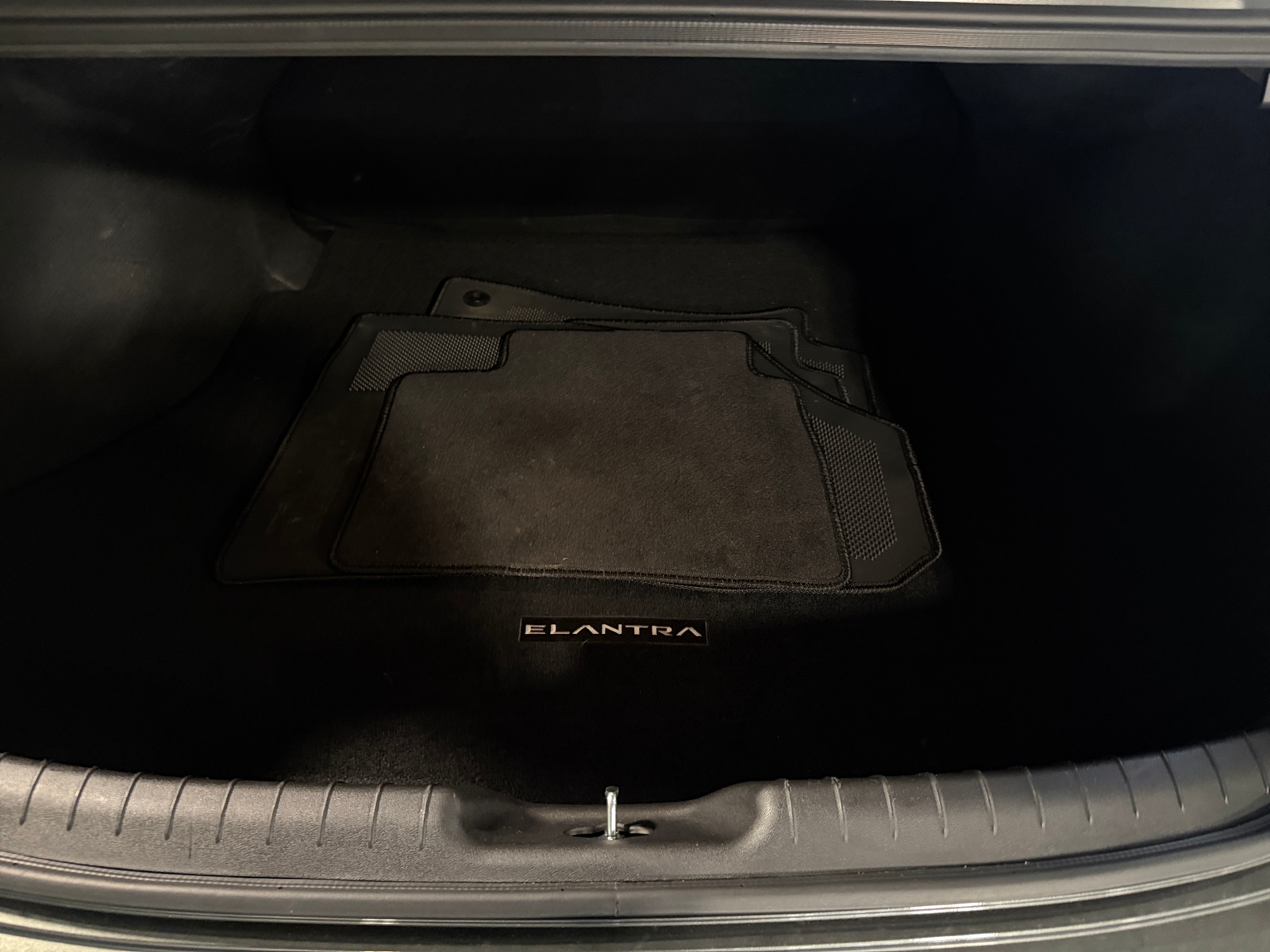 Thumbnail: 2024 Hyundai Elantra - 7