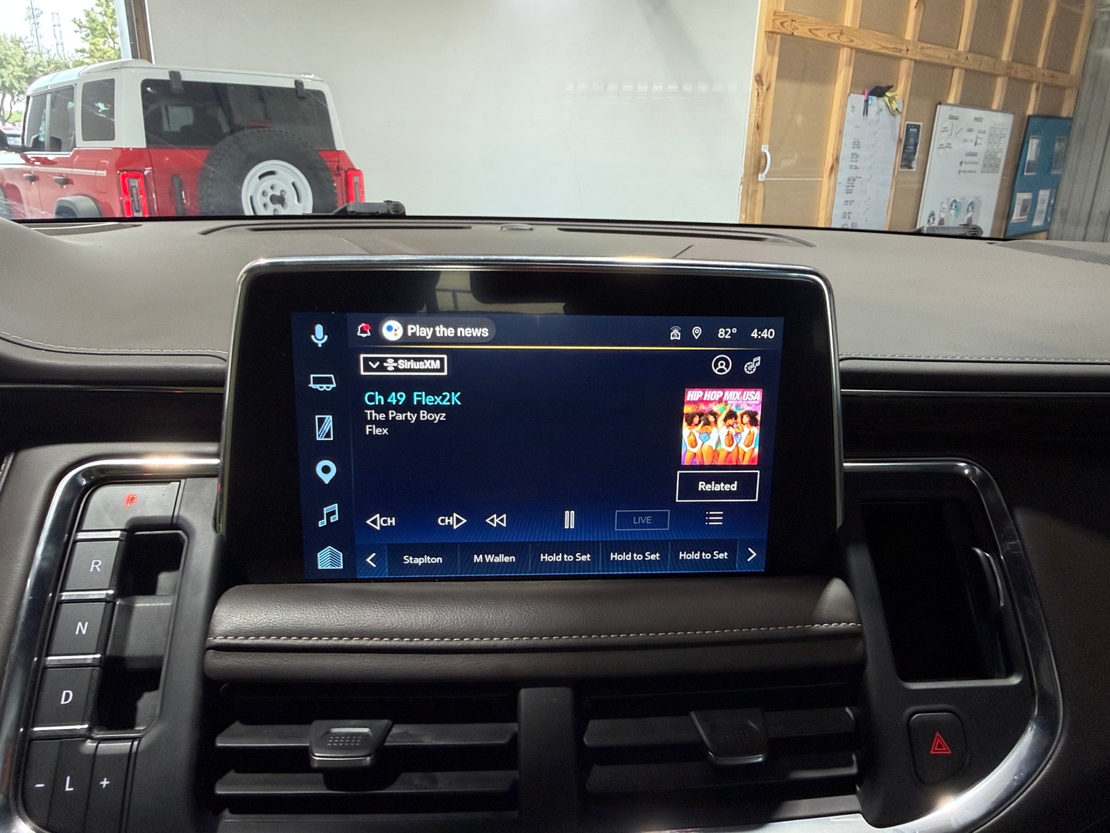 Thumbnail: 2023 Chevrolet Tahoe - 3
