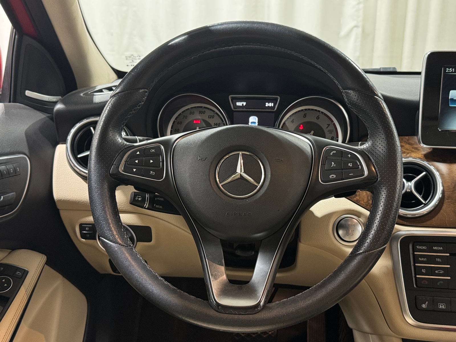 Thumbnail: 2017 Mercedes-Benz GLA - 4
