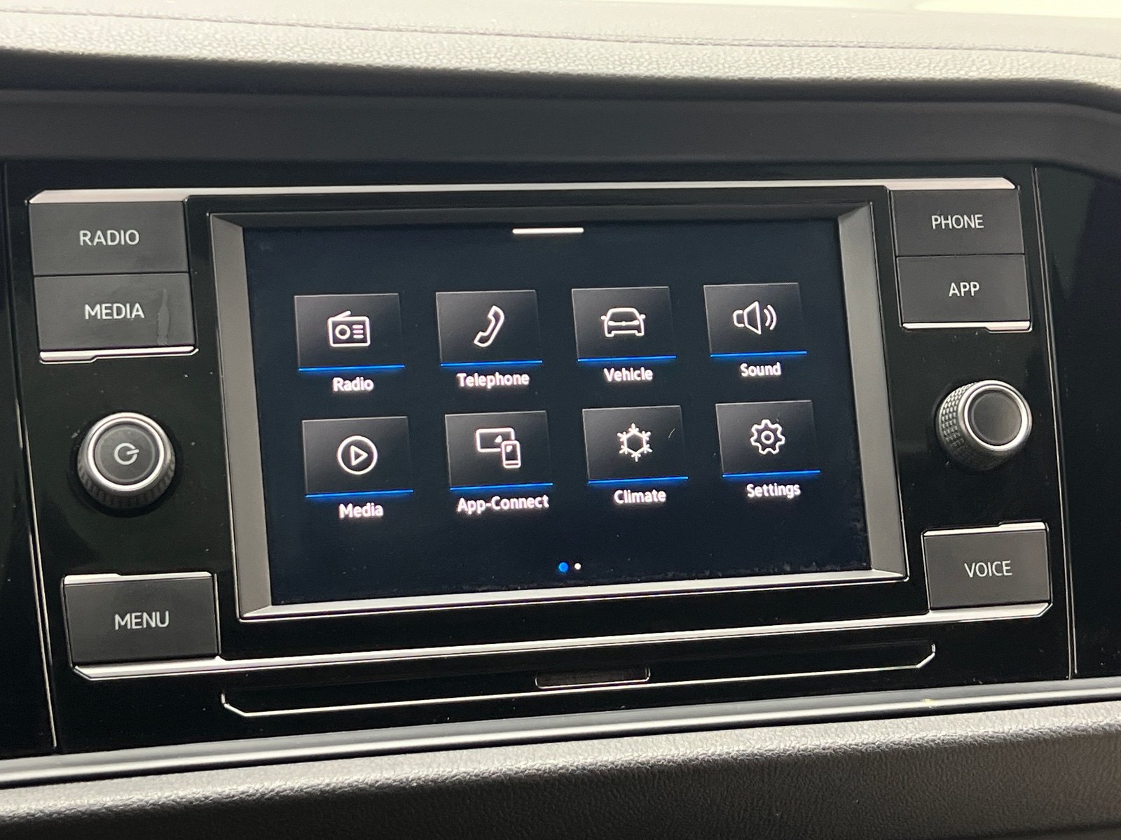 Thumbnail: 2020 Volkswagen Jetta - 3