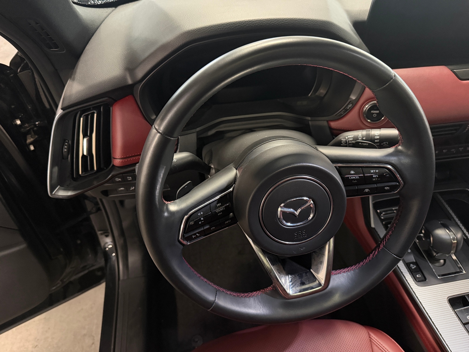 Thumbnail: 2025 Mazda CX-70 - 4