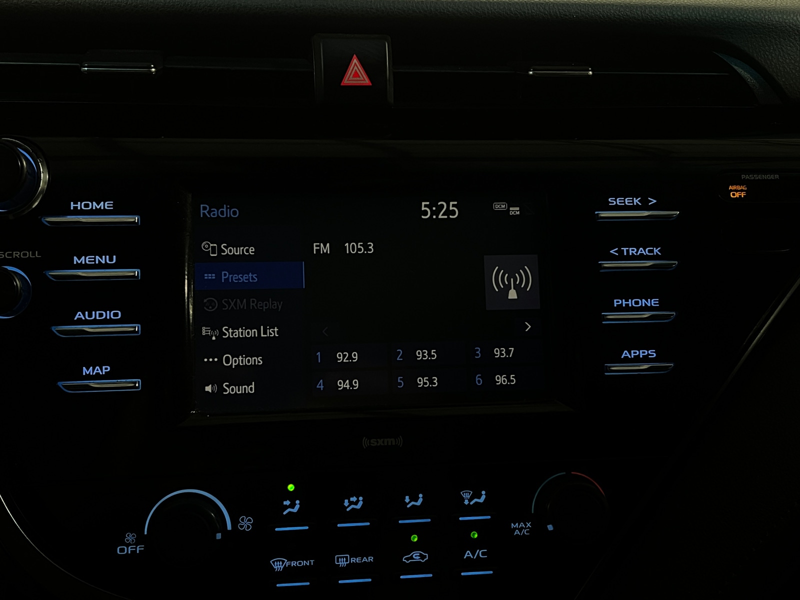 Thumbnail: 2020 Toyota Camry - 4