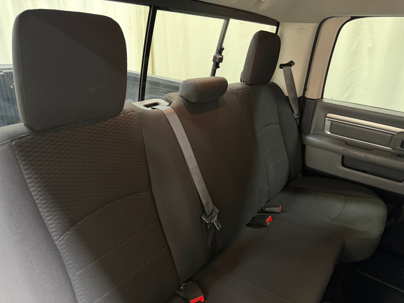 Thumbnail: 2020 RAM 1500 Classic - 6