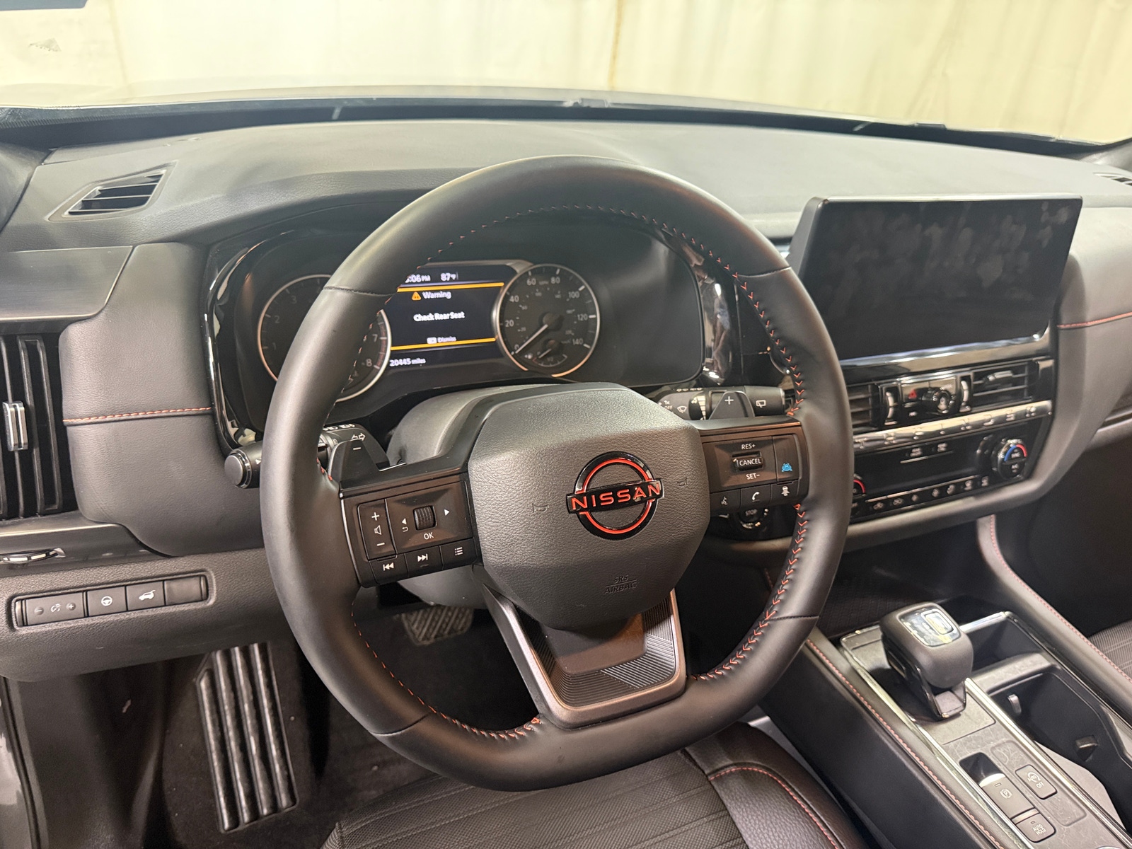 Thumbnail: 2026 Nissan Pathfinder - 4