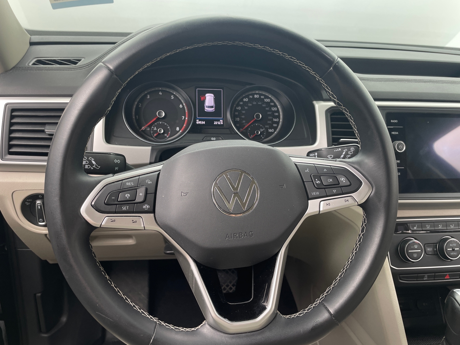 Thumbnail: 2021 Volkswagen Atlas - 4