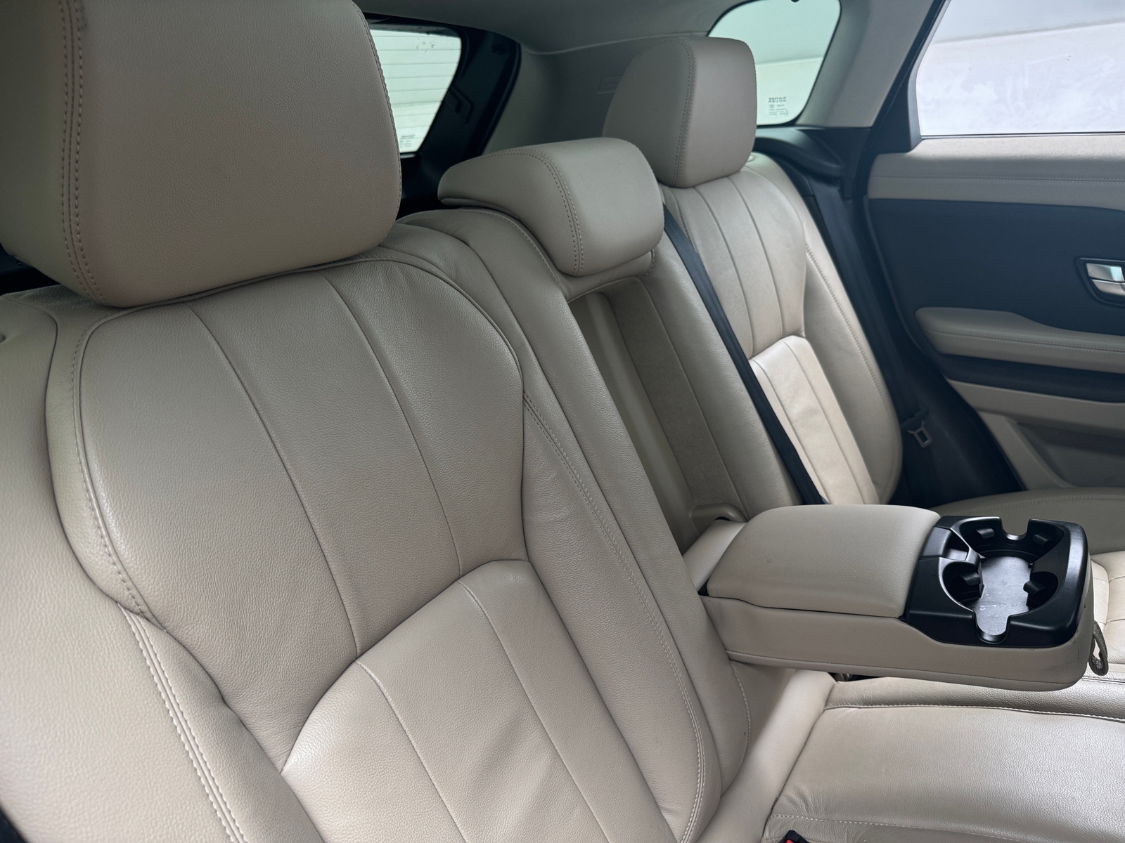 Thumbnail: 2016 Land Rover Range Rover Evoque - 5