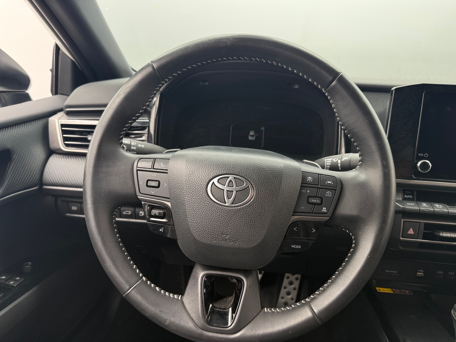 Thumbnail: 2025 Toyota Camry - 5