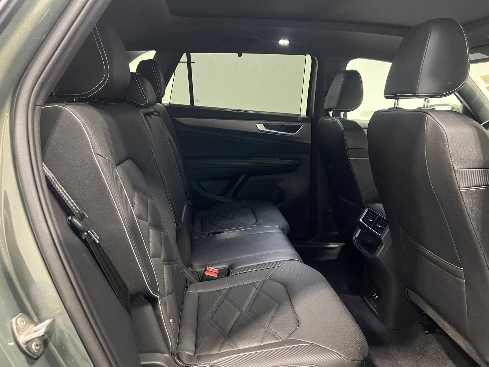 Thumbnail: 2026 Volkswagen Atlas - 5