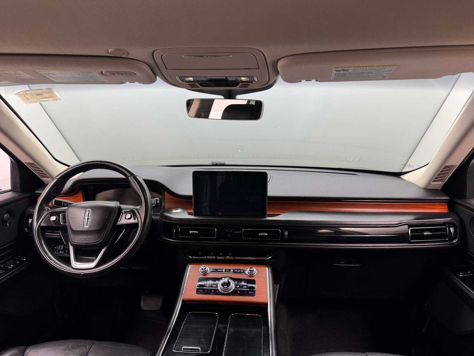 Thumbnail: 2020 Lincoln Aviator - 2