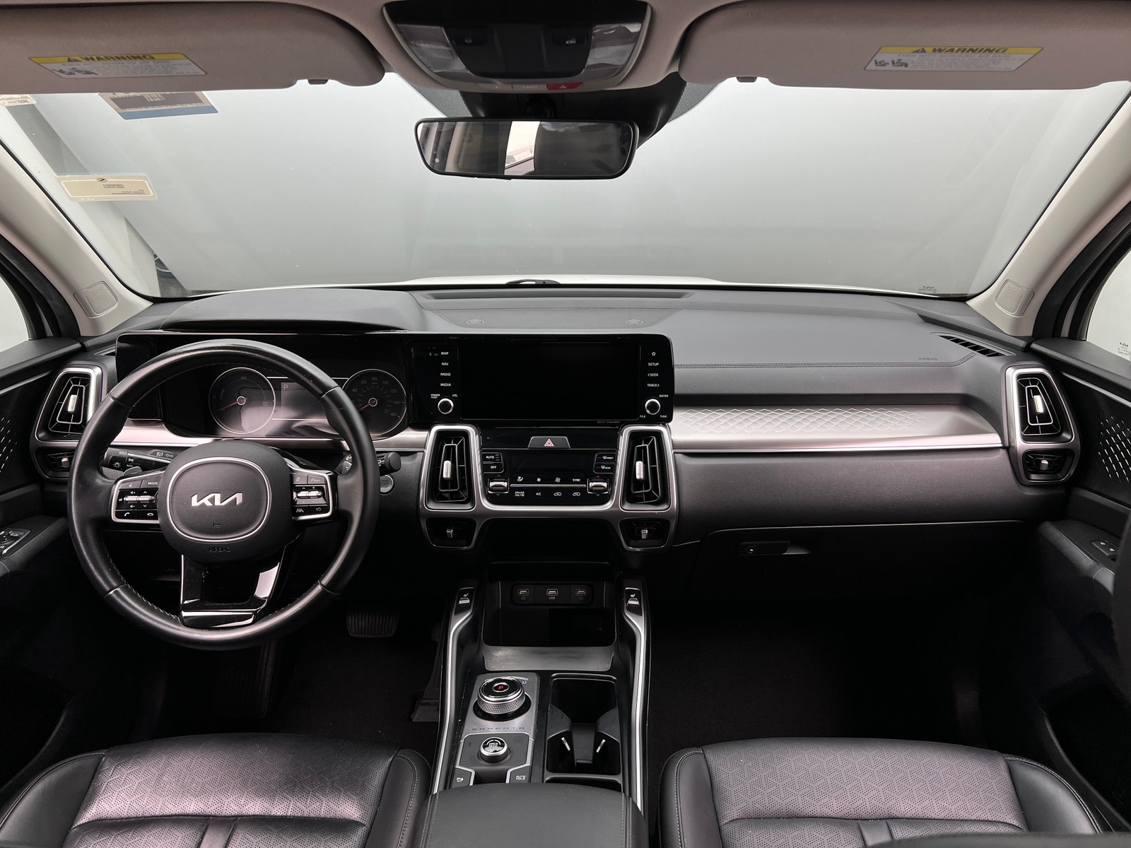 Thumbnail: 2022 Kia Sorento - 2