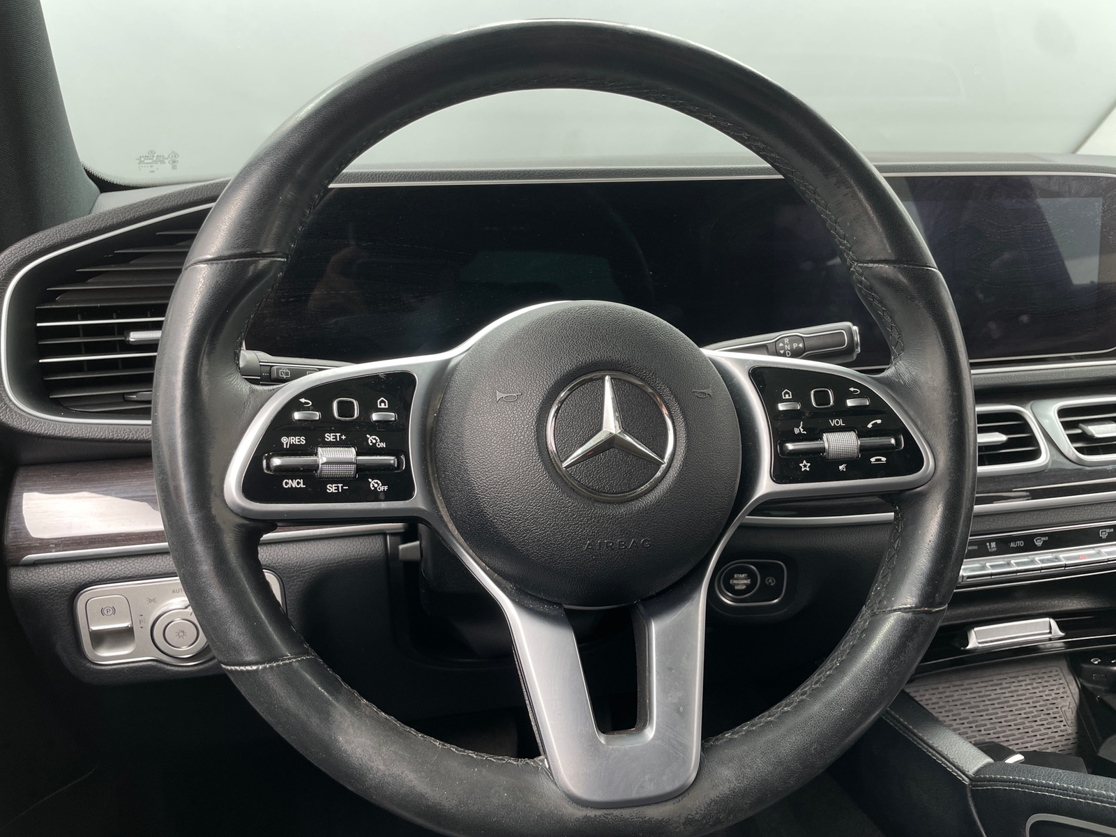 Thumbnail: 2020 Mercedes-Benz GLE - 4