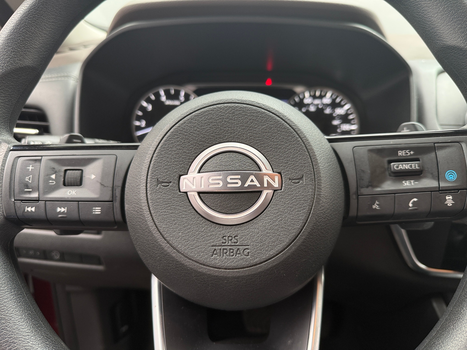 Thumbnail: 2023 Nissan Rogue - 5