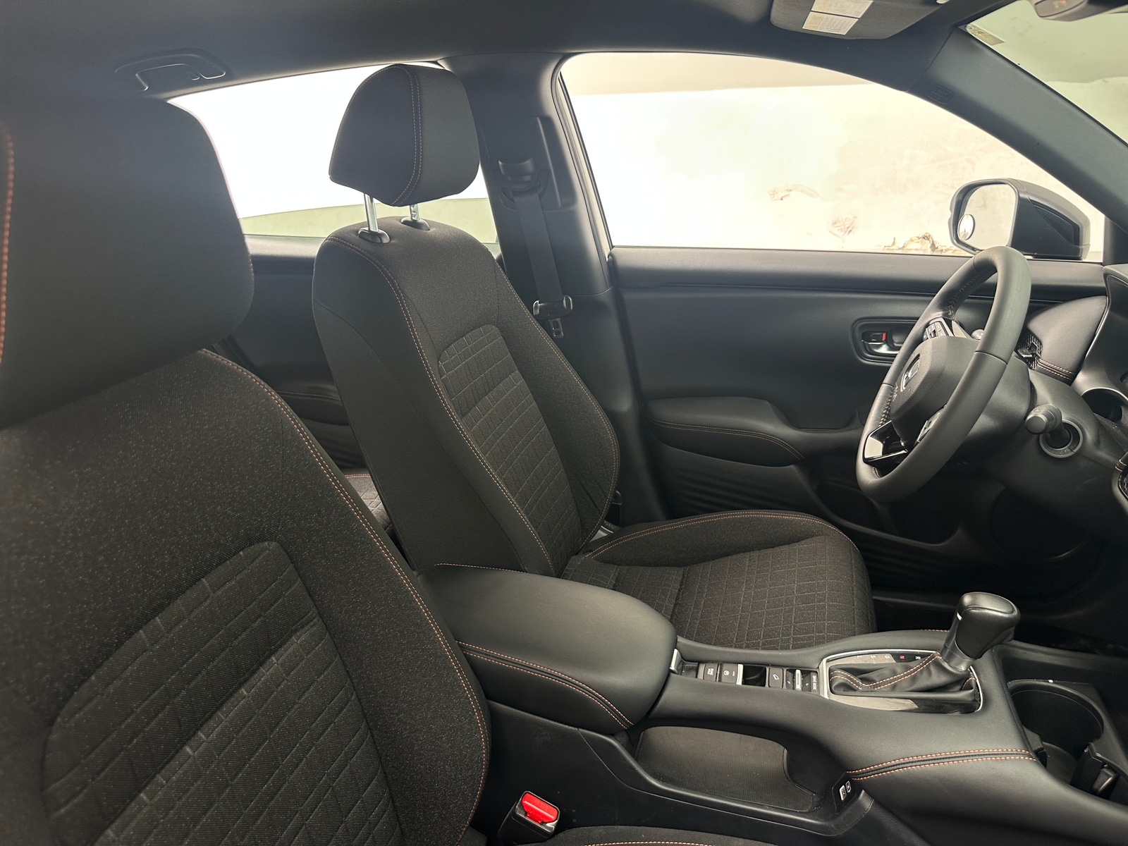Thumbnail: 2023 Honda HR-V - 2